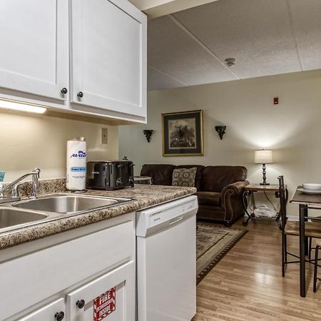 Gatlinburg Towers Condo Unit 501 - Great Location! Close To Town! Condo 외부 사진