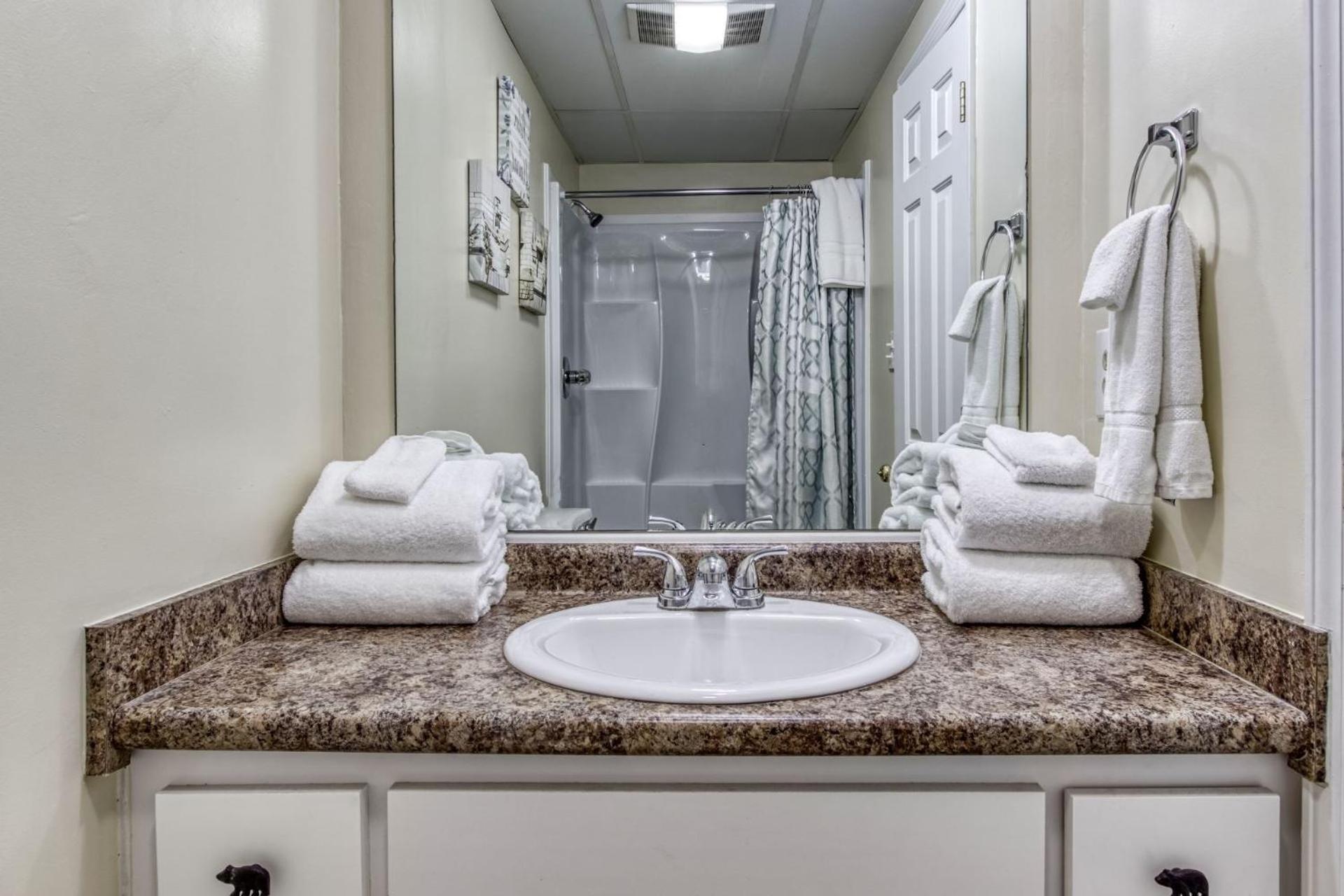 Gatlinburg Towers Condo Unit 501 - Great Location! Close To Town! Condo 외부 사진